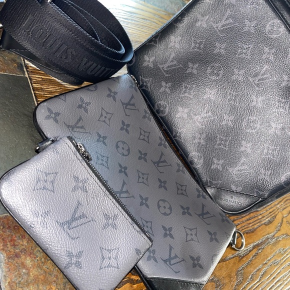 Trio Messenger Bag (black/grey) (used) (one minor scuff in picture) - Picture 4 of 9